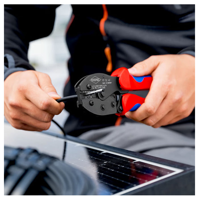 Kìm bấm cose MC4/ MC4 EVO 2 dòng PreciForce KNIPEX 97 52 42 chiều dài 220mm, khả năng bấm cose từ 4mm² - 6mm²