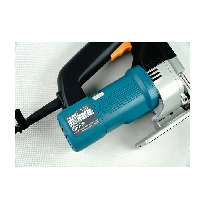 Máy cưa lọng Makita 4304 công suất 600W, độ xọc 26mm