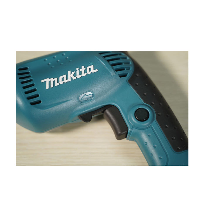Máy khoan gỗ thép Makita 6412 công suất 450W