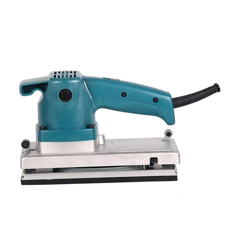 Máy chà nhám rung Makita 9045B công suất 520W, kích thước đế nhám 114 x 234mm