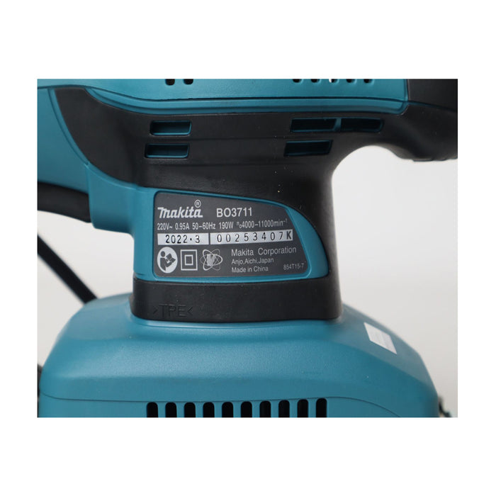 Máy chà nhám rung Makita BO3711 công suất 190W, kích thước đế nhám 93 x 185mm