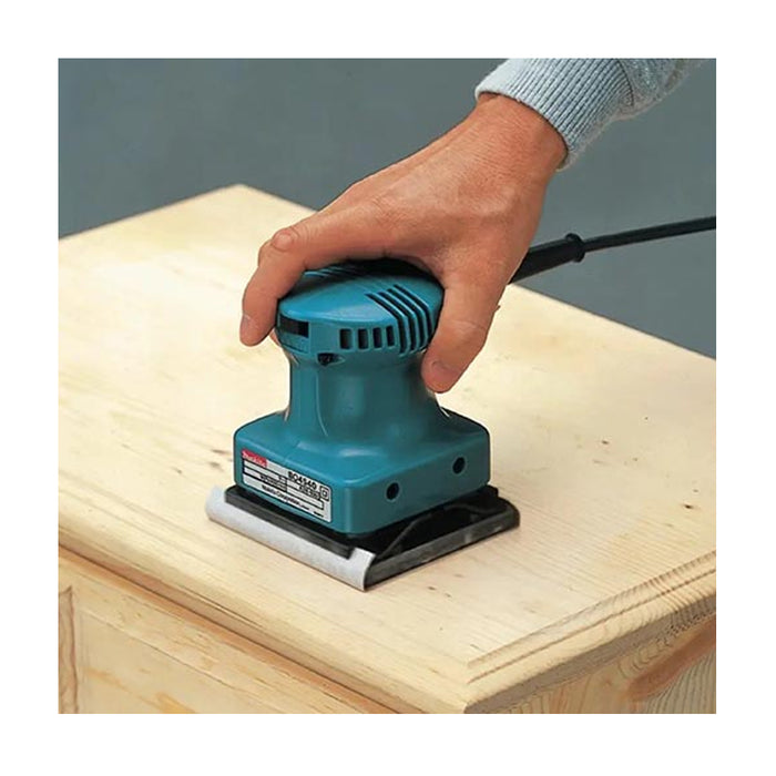 Máy chà nhám rung Makita BO4540 công suất 160W, kích thước đế nhám 110 x 100mm