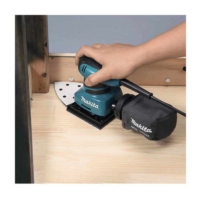 Máy chà nhám rung Makita BO4565 công suất 200W, kích thước đế nhám 112 x 190mm