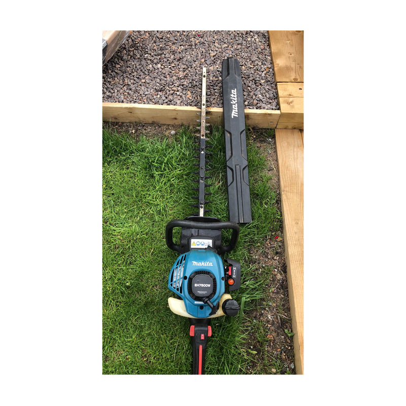 Máy tỉa hàng rào Makita EH7500S chạy xăng động cơ 2 thì công suất 680W, chiều dài lưỡi 750mm