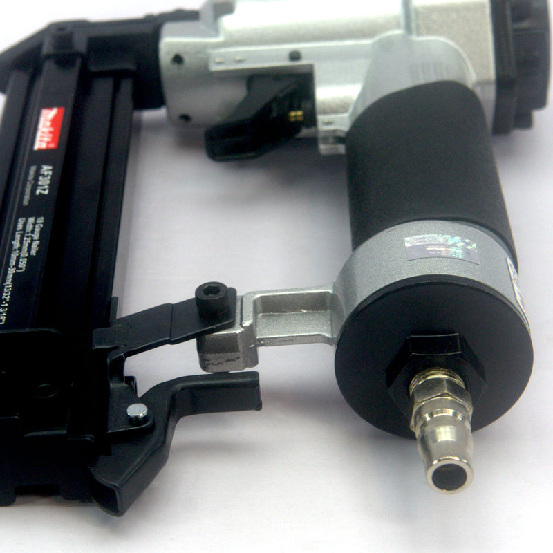 Máy bắn đinh chỉ trơn Makita AF301Z dùng hơi, kích thước đinh 10-30mm, cở đinh 18Ga