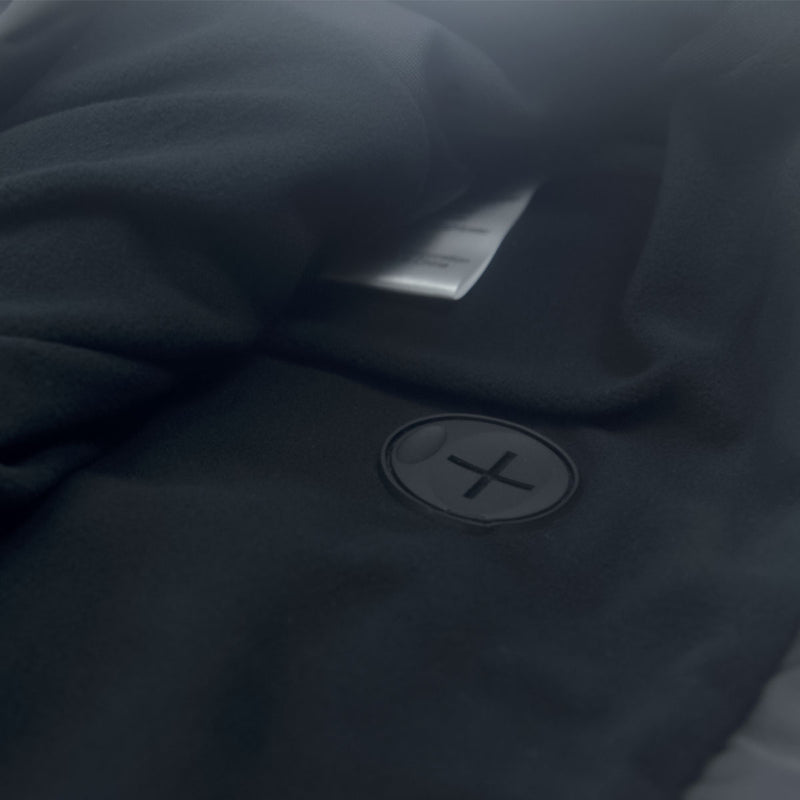 Áo khoác sưởi ấm Makita DCV202Y dùng Pin 18V LXT, 14.4V, dạng áo không tay