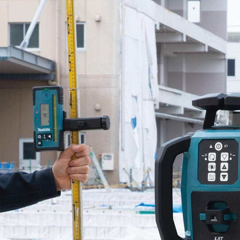Máy cân mực Laser 2 tia xanh xoay 360° Makita SKR001 dùng Pin 40Vmax XGT, 18V LXT, 12V CXT, đo tối đa 800m