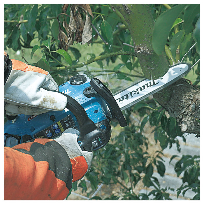 Máy cưa xích Makita UC031G dùng Pin 40Vmax XGT, chiều dài lam từ 250mm - 300mm