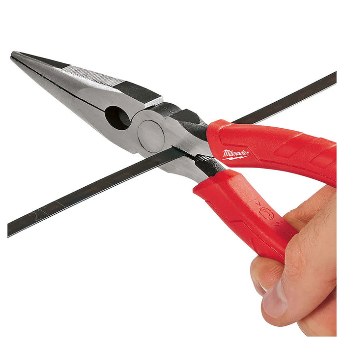 Kìm nhọn Milwaukee 48-22-6101 chiều dài 203mm, tay cầm bọc cao su chống trượt