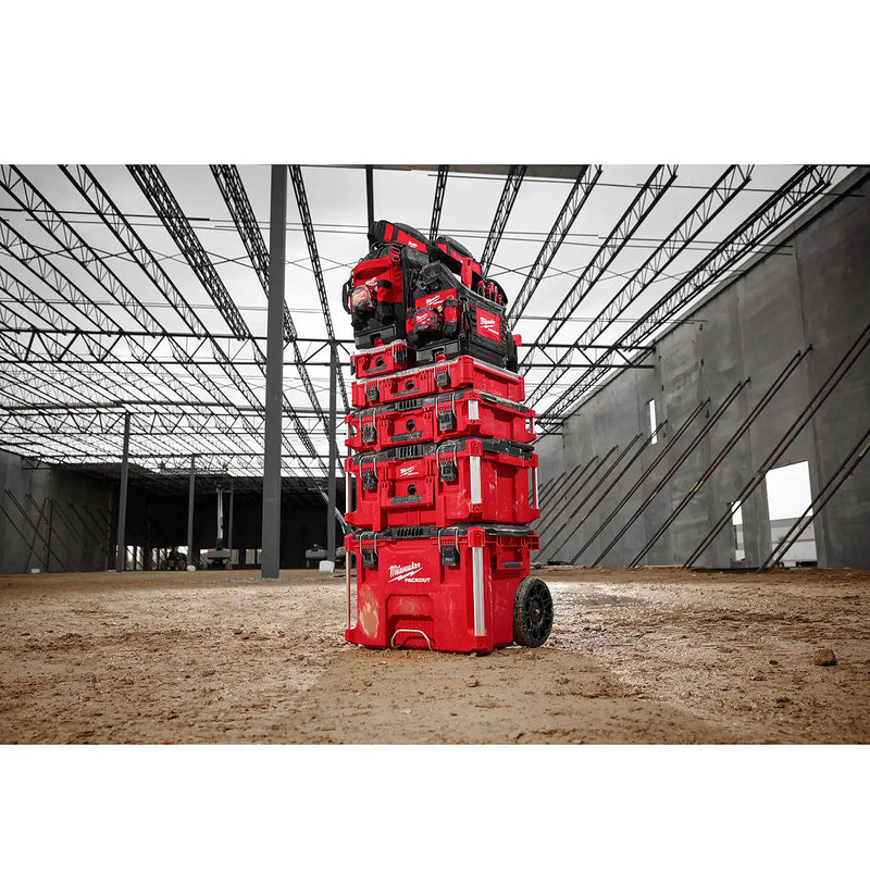 Thùng đựng đồ nghề PACKOUT Milwaukee 48-22-8427 loại có bánh xe và tay nắm kéo