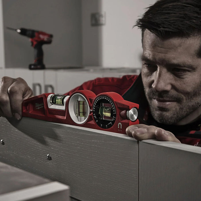 Thước thủy Milwaukee 4932459096 chiều dài 25cm