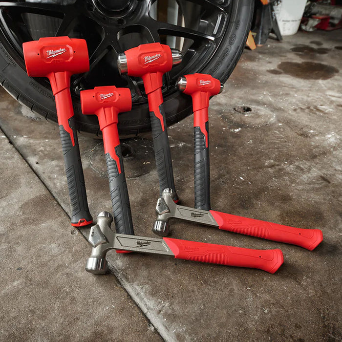 Búa đầu bi Milwaukee 4932492351 trọng lượng 1360g, tay cầm bọc cao su chống trượt