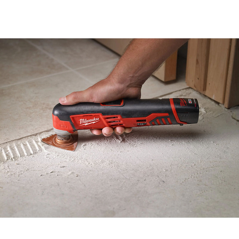 Máy cắt rung đa năng Milwaukee C12 MT dùng Pin 12V, tiêu chuẩn lưỡi OIS