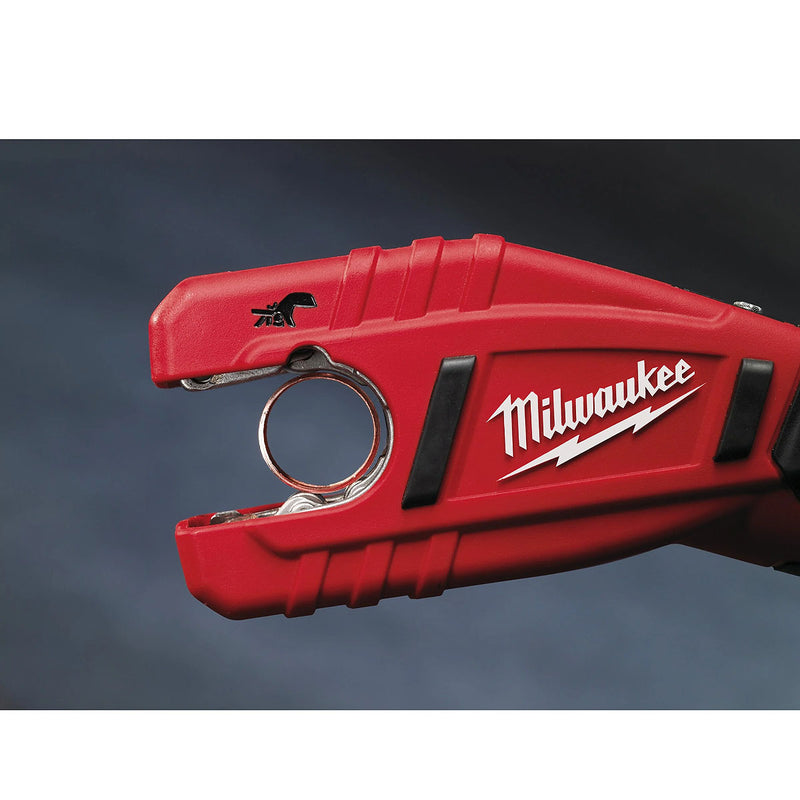 Máy cắt ống đồng Milwaukee C12 PC dùng Pin 12V, đường kính cắt tối đa từ 12mm - 28mm