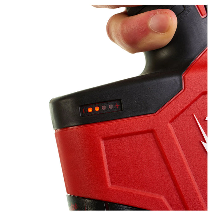 Máy cắt ống nhựa Milwaukee C12 PPC dùng Pin 12V, đường kính cắt tối đa 50mm