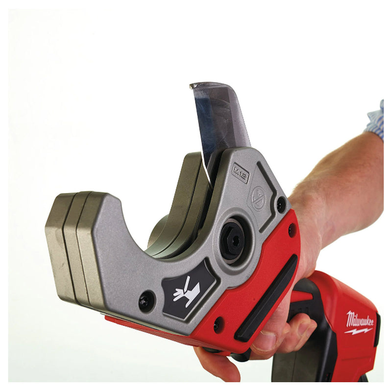 Máy cắt ống nhựa Milwaukee C12 PPC dùng Pin 12V, đường kính cắt tối đa 50mm