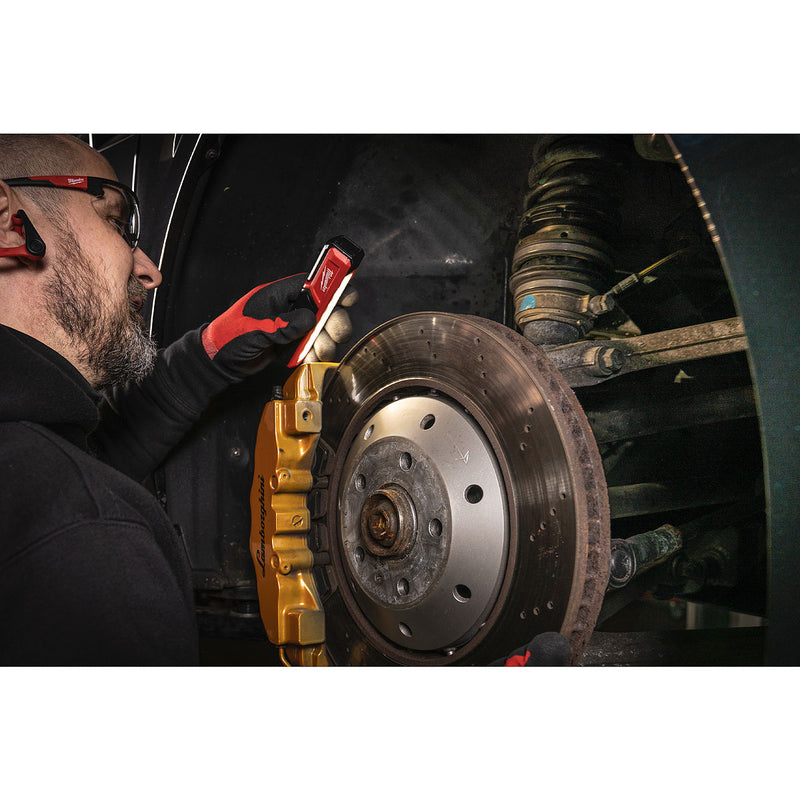 Đèn LED Milwaukee L4 FL-201 dùng Pin sạc, độ sáng 445lm