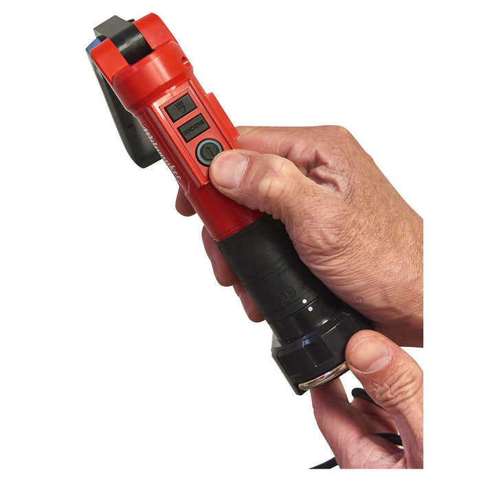 Đèn LED Milwaukee L4 SL550-301 dùng Pin sạc, độ sáng 550lm