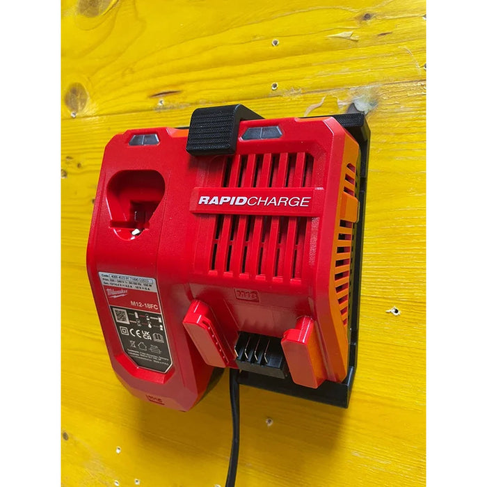 Đế sạc nhanh Rapid Charge Milwaukee M12-18FC dùng cho Pin 18V và Pin 12V