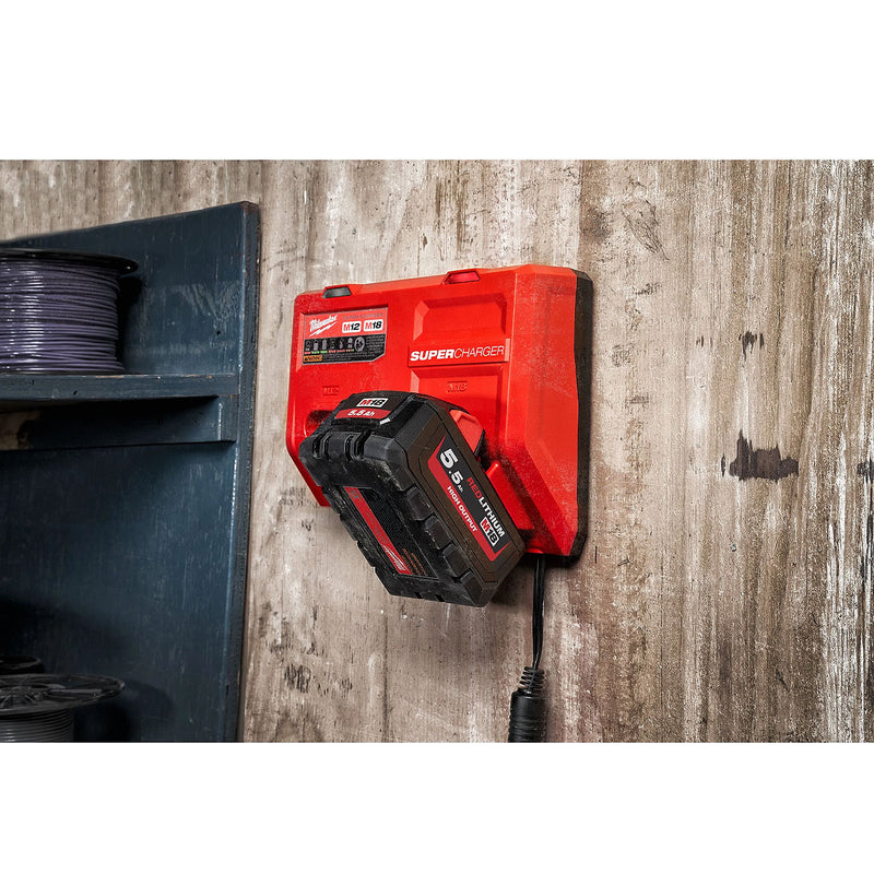 Đế sạc siêu nhanh Super Charge Milwaukee M12-18SC dùng cho Pin 18V và Pin 12V