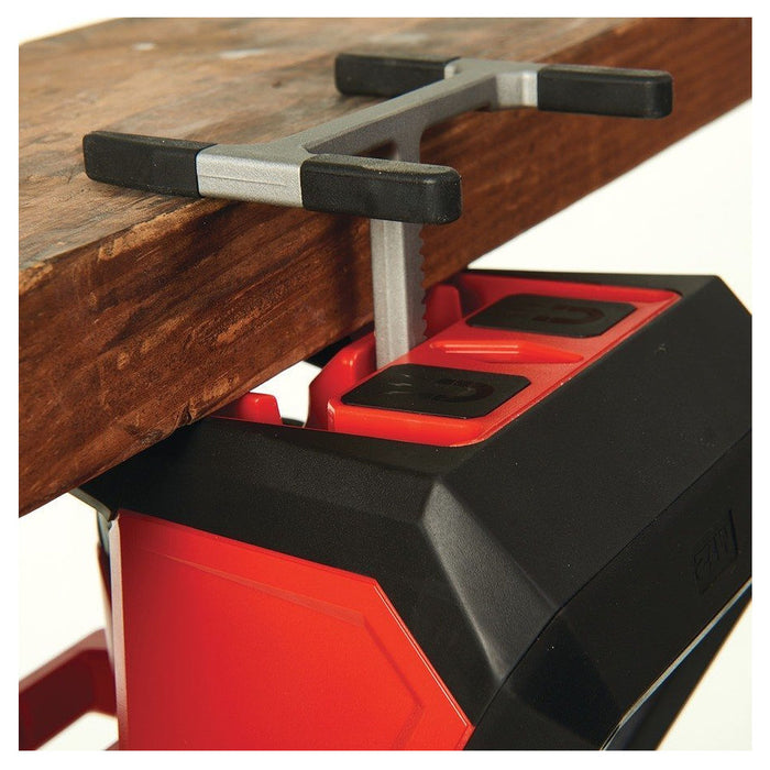 Đèn LED Milwaukee M12 AL dùng Pin 12V, độ sáng 1000lm