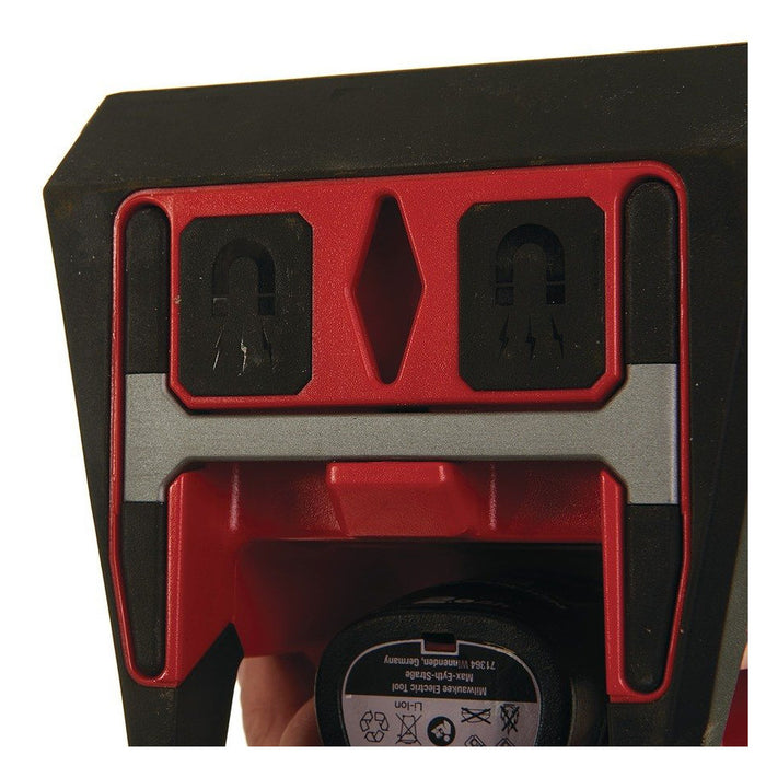 Đèn LED Milwaukee M12 AL dùng Pin 12V, độ sáng 1000lm