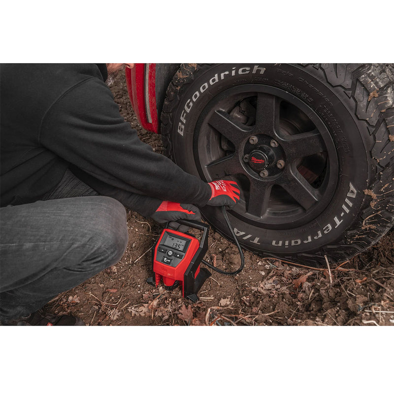 Máy bơm hơi Milwaukee M12 BI dùng Pin 12V