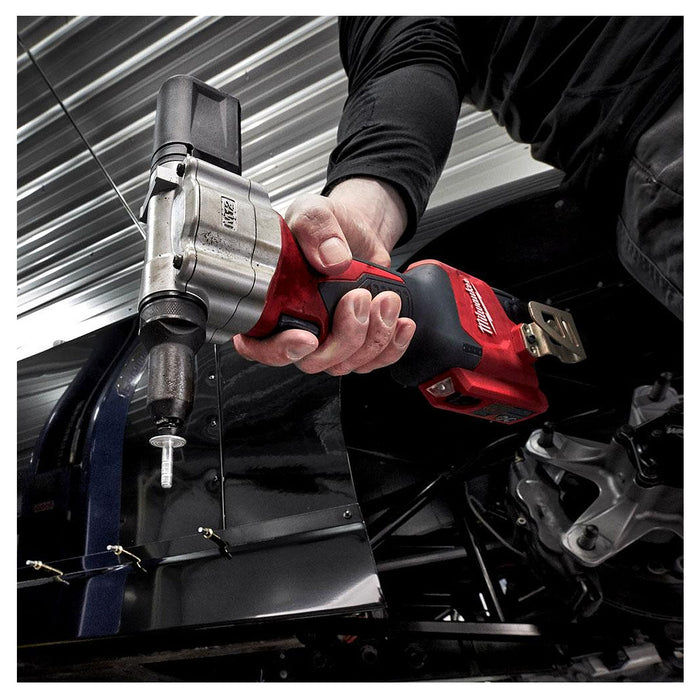 Máy tán đinh ri vê Milwaukee M12 BPRT dùng Pin 12V, lực kéo 9000N