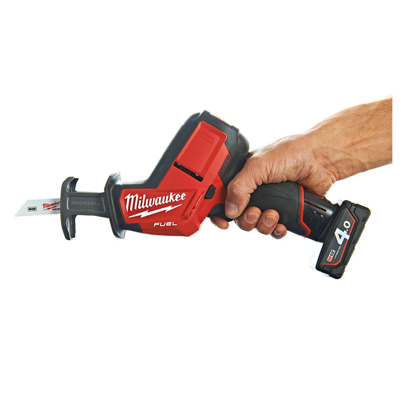 Máy cưa kiếm Milwaukee M12 CHZ dùng Pin 12V, độ xọc 15.9mm