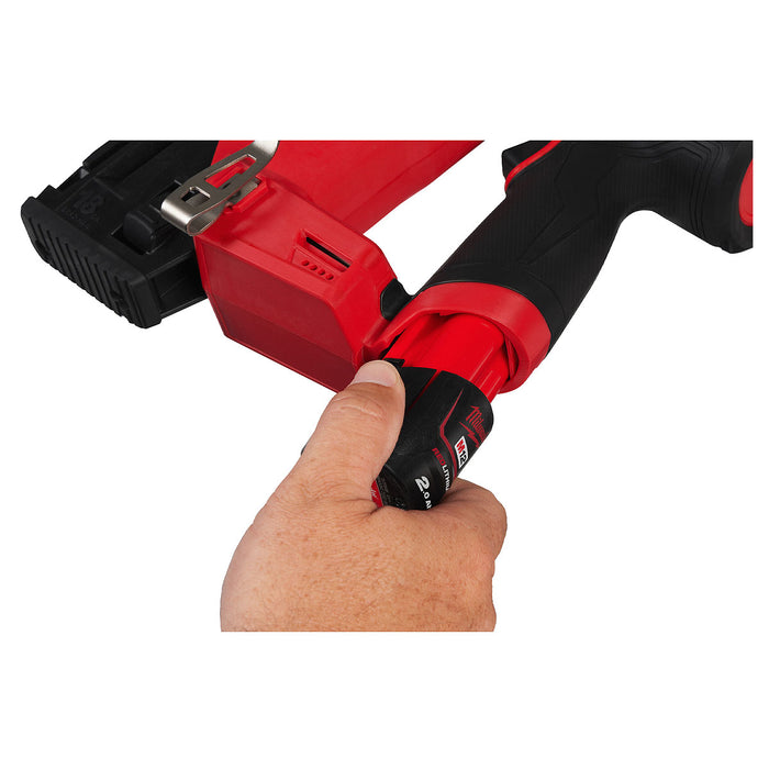 Máy bắn đinh chỉ trơn Milwaukee M12 FCN18GS dùng Pin 12V, kích thước đinh 15-38mm