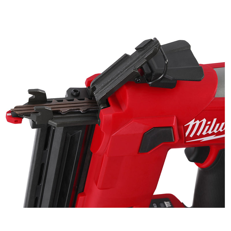 Máy bắn đinh chỉ trơn Milwaukee M12 FCN18GS dùng Pin 12V, kích thước đinh 15-38mm