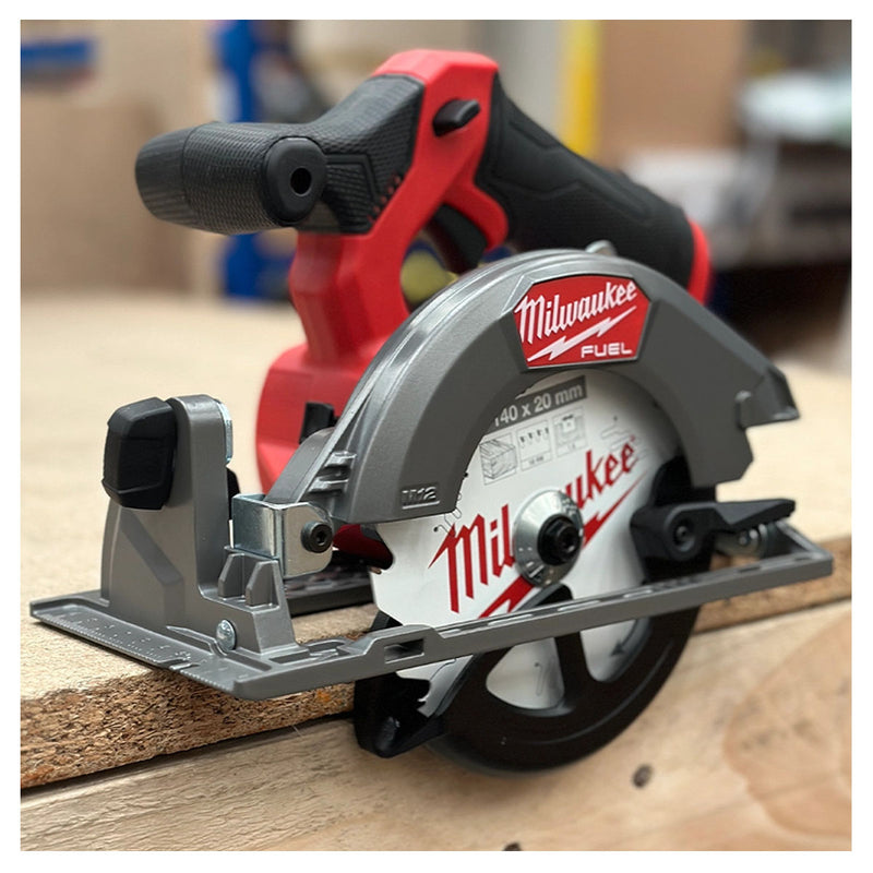 Máy cưa đĩa Milwaukee M12 FCS442 dùng Pin 12V, đường kính lưỡi 140mm