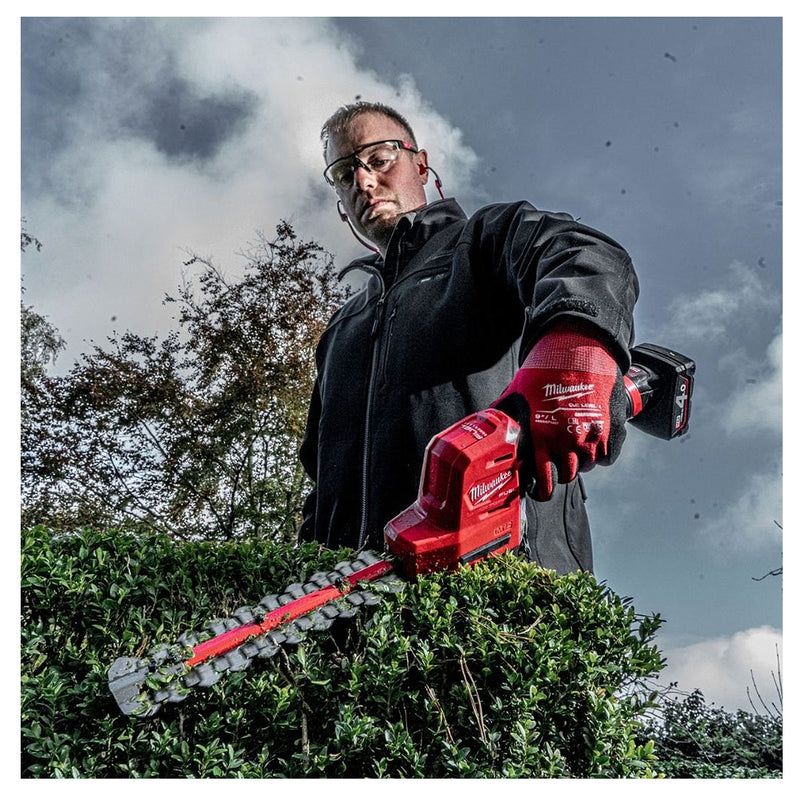 Máy tỉa hàng rão Milwaukee M12 FHT20 dùng Pin 12V, chiều dài lưỡi 203mm