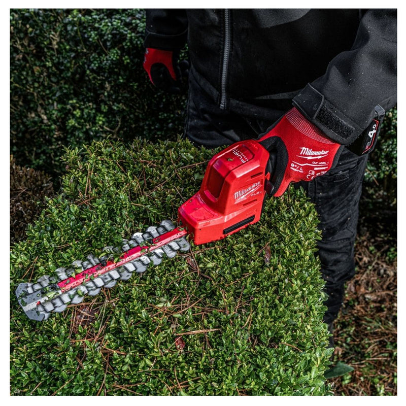 Máy tỉa hàng rão Milwaukee M12 FHT20 dùng Pin 12V, chiều dài lưỡi 203mm
