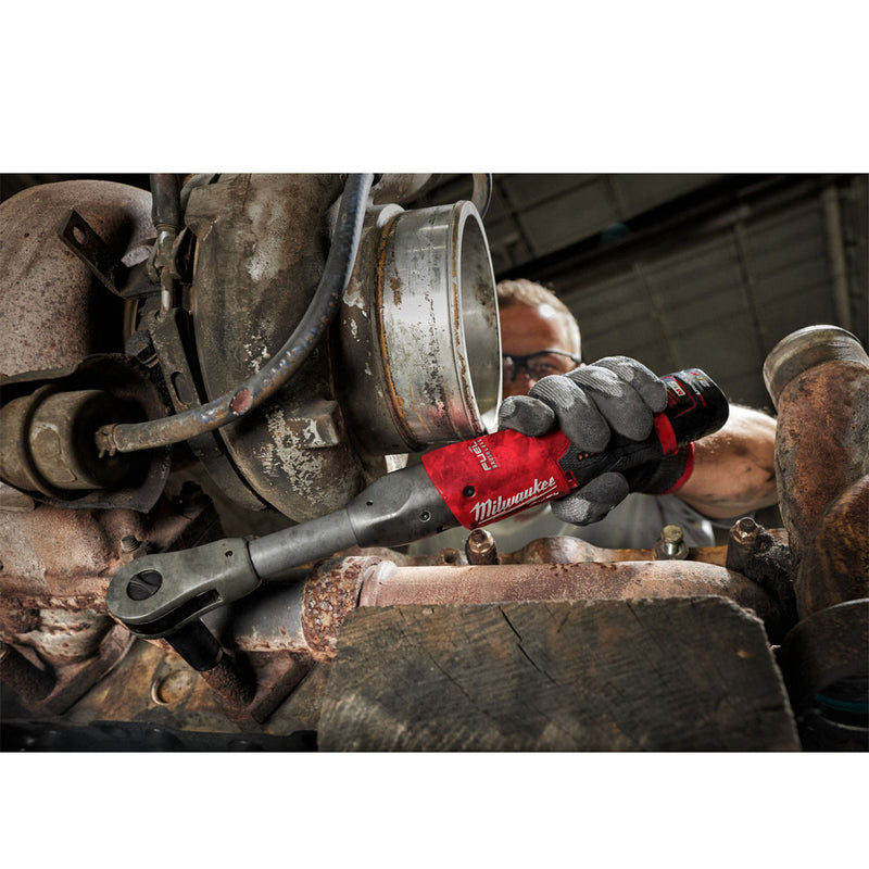 Máy siết bu lông góc Milwaukee M12 FIR38LR dùng Pin 12V, cốt 3/8 inch