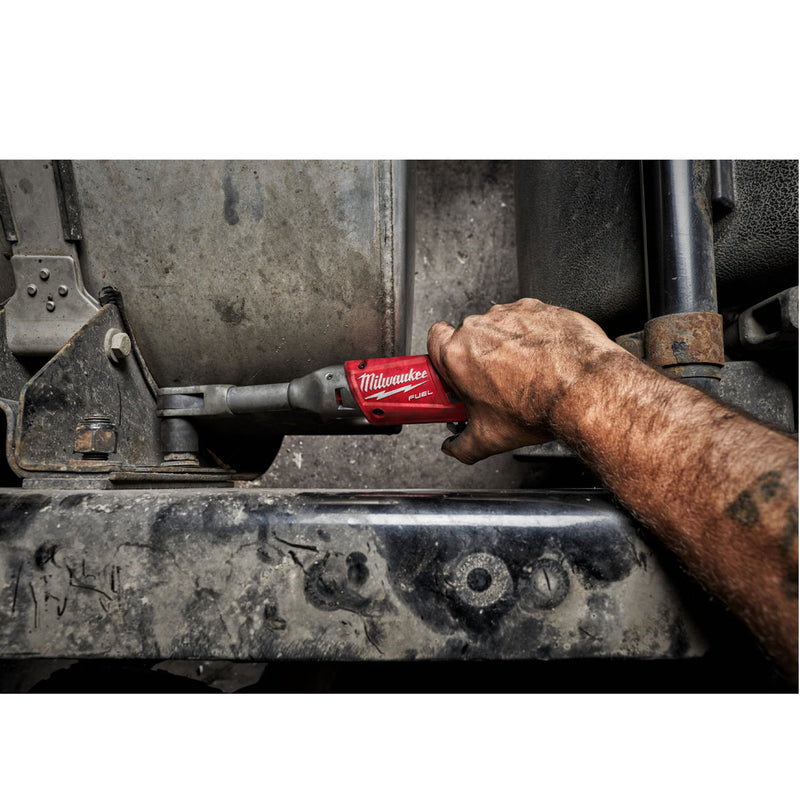 Máy siết bu lông góc Milwaukee M12 FIR38LR dùng Pin 12V, cốt 3/8 inch