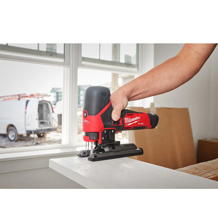 Máy cưa lọng Milwaukee M12 FJS dùng Pin 12V, độ xọc 22.2mm