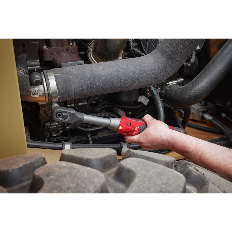 Máy siết bu lông góc xuyên tâm kèm bộ đầu tuýp 16 chi tiết Milwaukee M12 FPTR dùng Pin 12V, dùng được cốt 3/8 inch, 1/2 inch, 1/4 inch