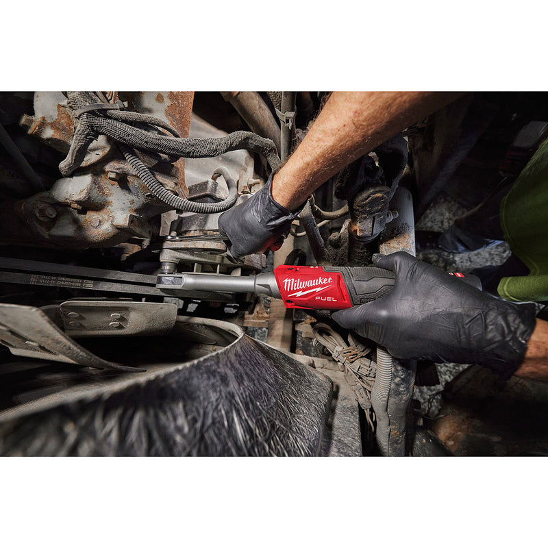 Máy siết bu lông góc xuyên tâm kèm bộ đầu tuýp 16 chi tiết Milwaukee M12 FPTR dùng Pin 12V, dùng được cốt 3/8 inch, 1/2 inch, 1/4 inch