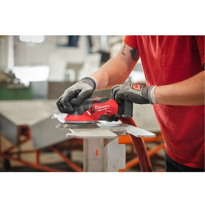 Máy chà nhám quỹ đạo tròn Milwaukee M12 FROS50 dùng Pin 12V, đường kính đế 150mm