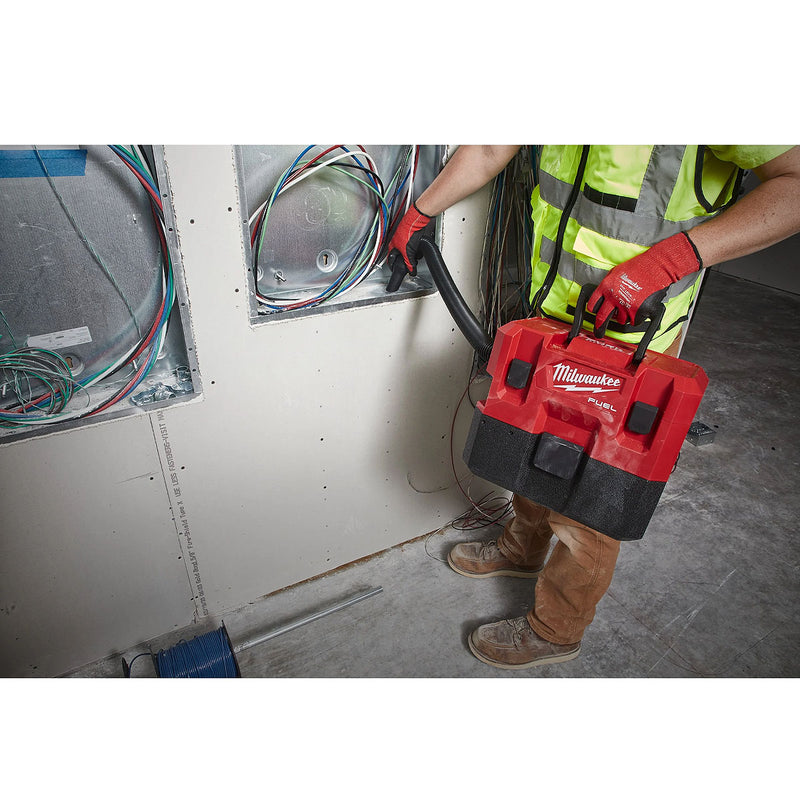 Máy hút bụi Milwaukee M12 FVCL dùng Pin 12V, dung tích 6.1L, bộ lọc HEPA ( Hút khô & ướt )