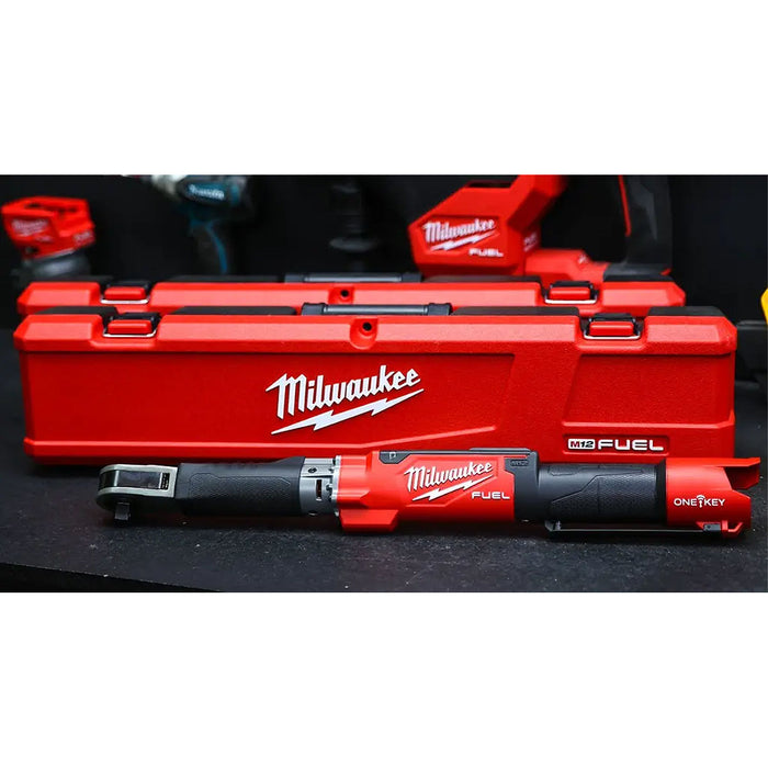Máy siết bu lông chỉnh lực điện tử Milwaukee M12 ONEFTR12 dùng Pin 12V -  NPOWER
