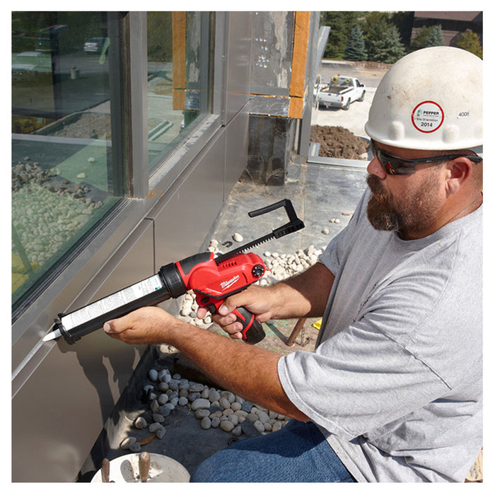 Súng bắn Silicon Milwaukee M12 PCG/310C dùng Pin 12V, lực đẩy tối đa 1,780N