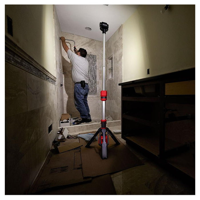 Đèn LED công trường Milwaukee M12 SAL dùng Pin 12V, độ sáng 1,400lm