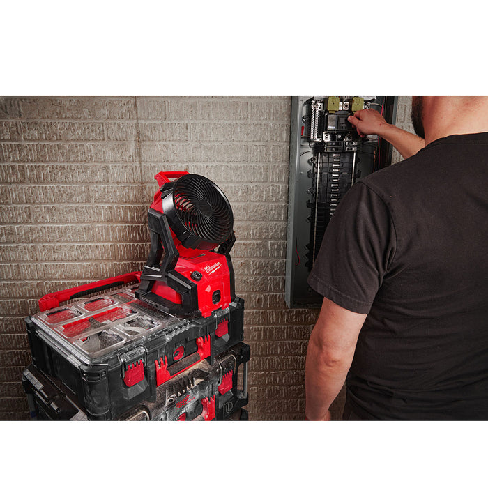 Quạt làm mát Milwaukee M18 AFG2 dùng Pin 18V hoặc điện AC/220V, đường kính cánh quạt 180mm