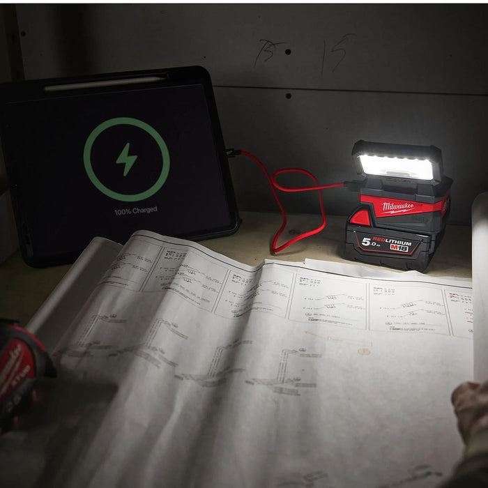 Đèn LED Milwaukee M18 ALIS dùng Pin 18V, độ sáng 1,000lm