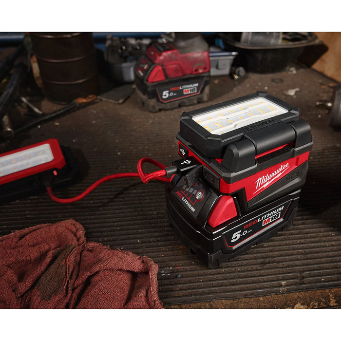 Đèn LED Milwaukee M18 ALIS dùng Pin 18V, độ sáng 1,000lm