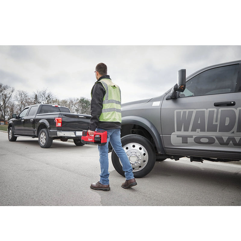 Máy bơm hơi Milwaukee M18 BI dùng Pin 18V