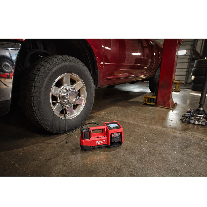 Máy bơm hơi Milwaukee M18 BI dùng Pin 18V