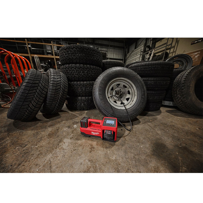 Máy bơm hơi Milwaukee M18 BI dùng Pin 18V